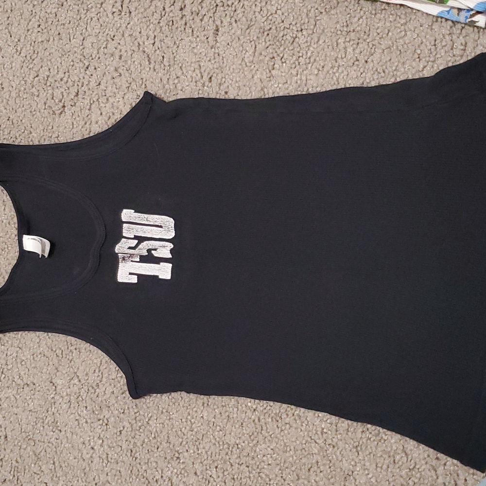 Under muscle tee